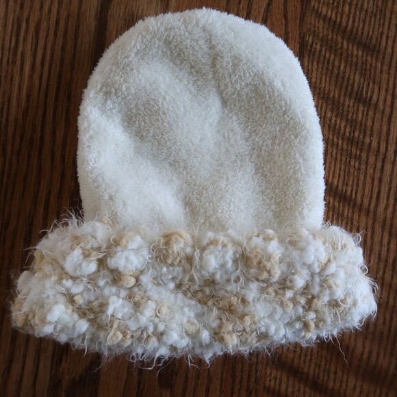 Coldwater Creek White and Tan Winter Beanie Hat - Picture 2 of 7